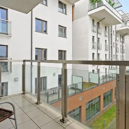 Dom & House Szafarnia Modern In Old Town Gdańsk