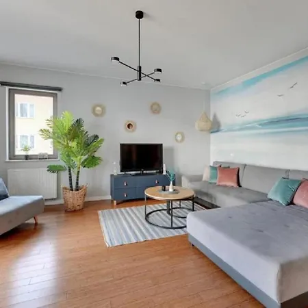 Apartmanhotel Dom & House Szafarnia Modern In Old Town