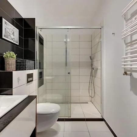 Dom & House Szafarnia Modern In Old Town