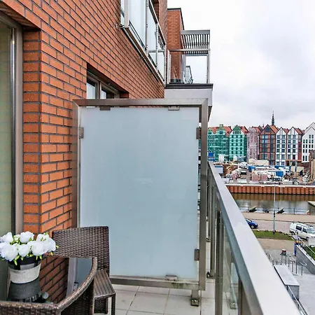 Dom & House Szafarnia Modern In Old Town * Gdańsk