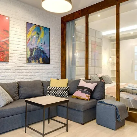 Aparthotel Szafarnia Modern In Old Town By Renters 4*