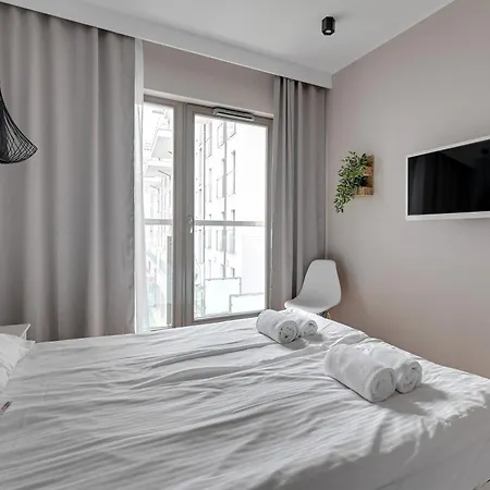 Aparthotel Szafarnia Modern In Old Town By Renters