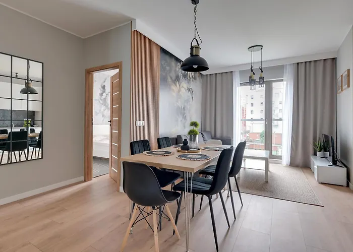 Szafarnia Modern In Old Town By Renters