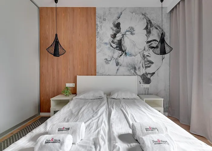 Aparthotel Szafarnia Modern In Old Town By Renters