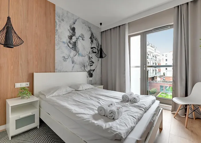 Dom & House Szafarnia Modern In Old Town מלון דירות 3*