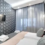 Szafarnia Modern In Old Town By Renters Гданьск